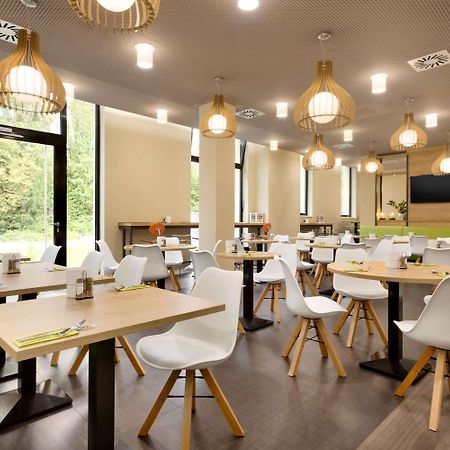 Super 8 Freiburg Otel Dış mekan fotoğraf