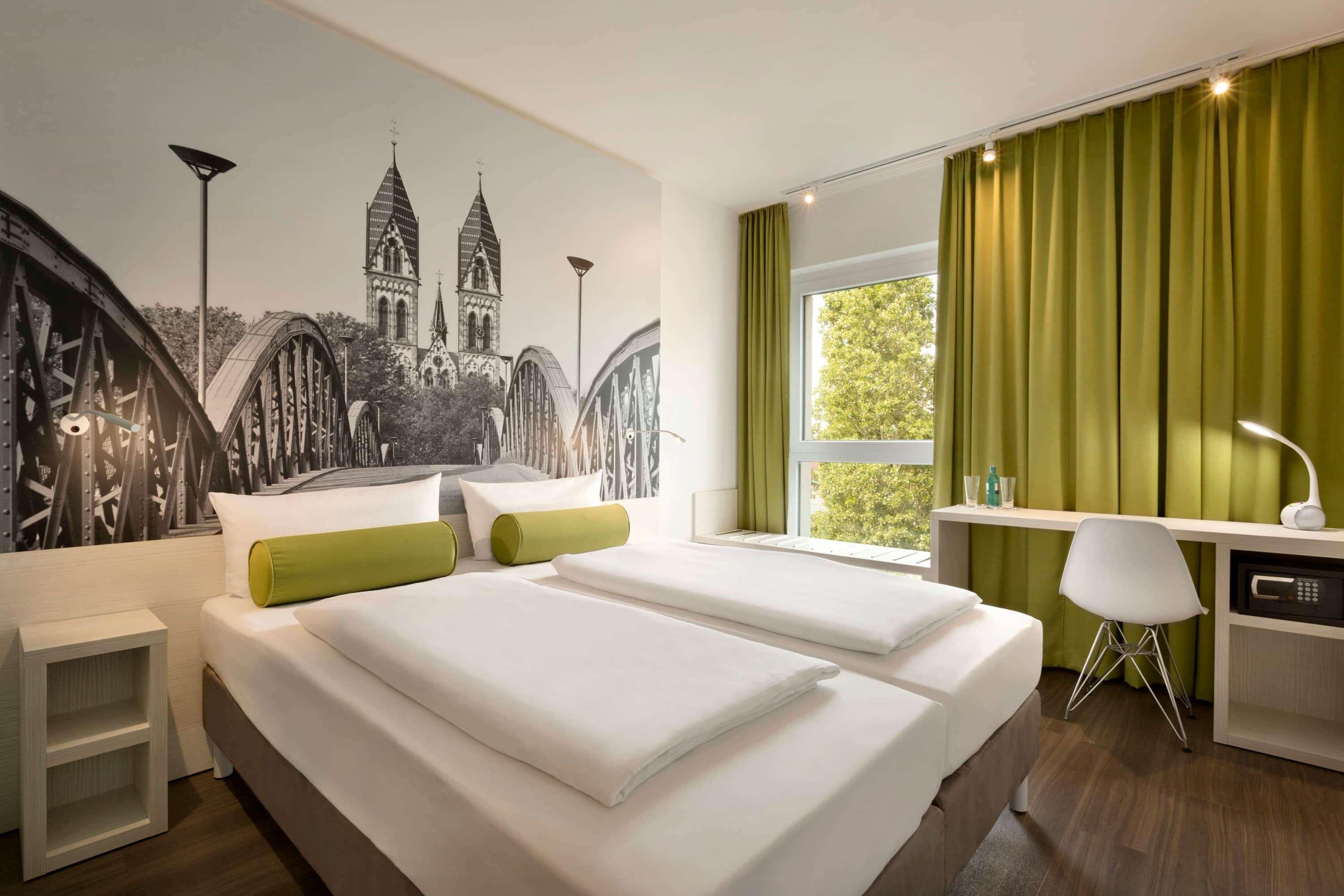 Super 8 Freiburg Otel Dış mekan fotoğraf