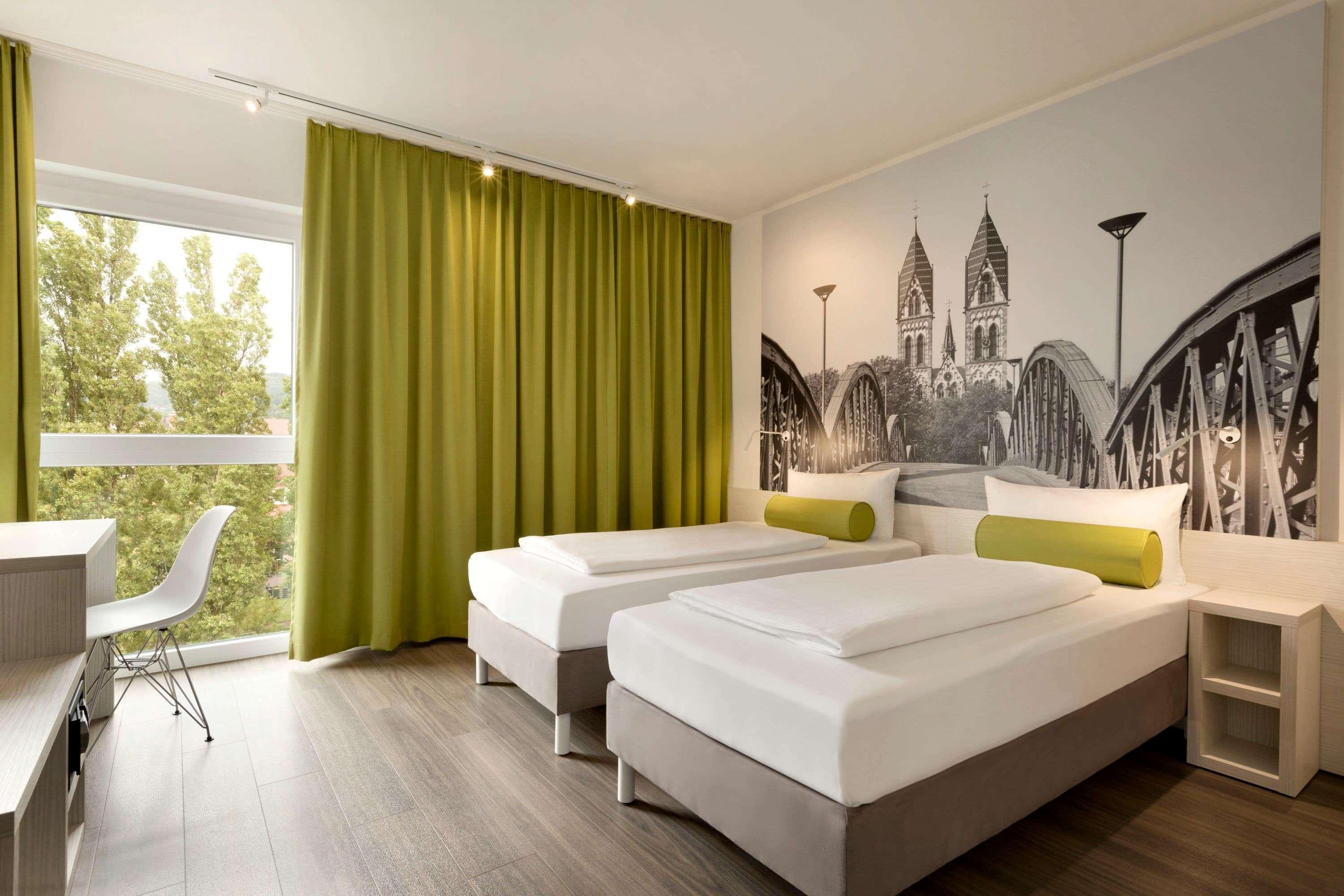 Super 8 Freiburg Otel Dış mekan fotoğraf