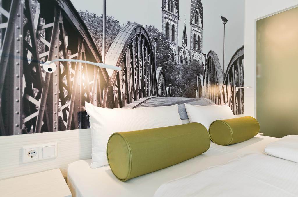 Super 8 Freiburg Otel Dış mekan fotoğraf