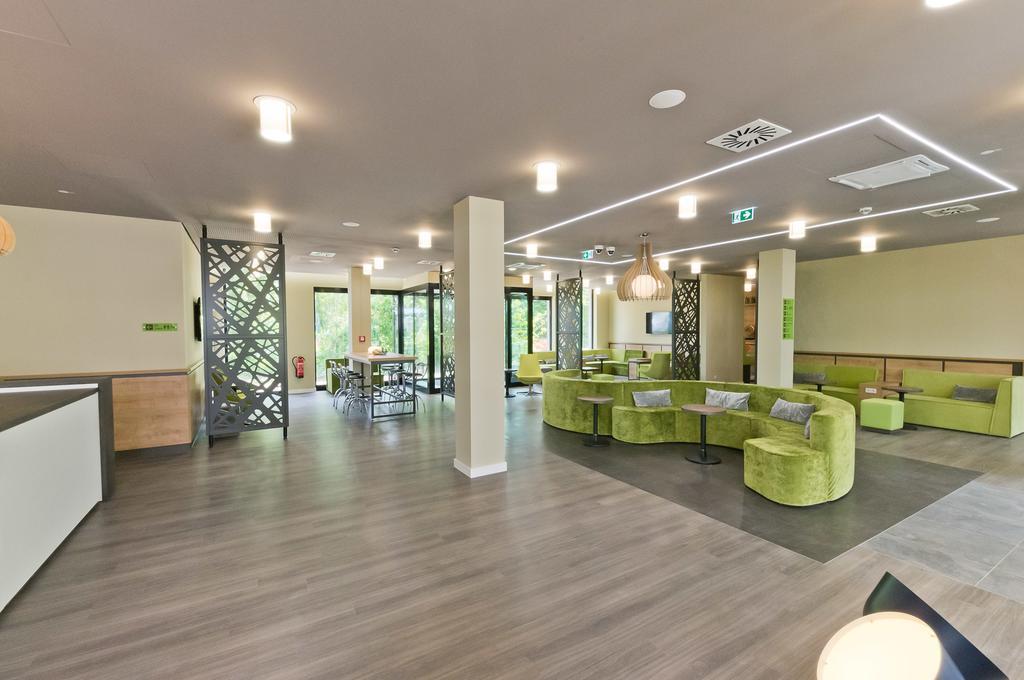 Super 8 Freiburg Otel Dış mekan fotoğraf