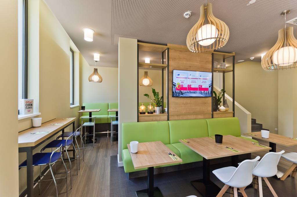 Super 8 Freiburg Otel Dış mekan fotoğraf